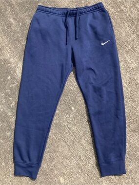 Nike Sportswear Club Fleece Joggers Sweatpants Navy Blue CJ1616-419 Mens Medium